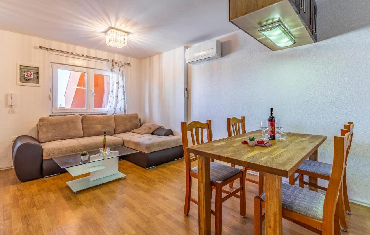 Apartments Larst Medulin Exterior foto
