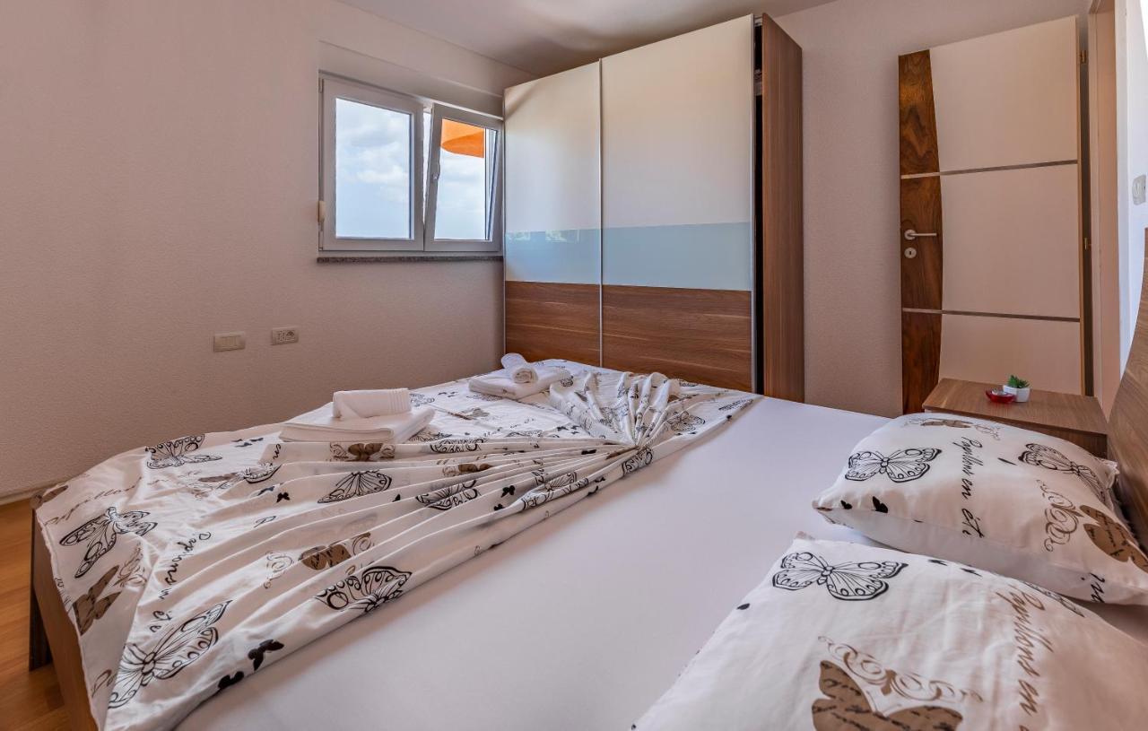 Apartments Larst Medulin Exterior foto